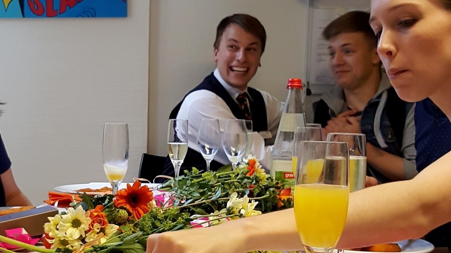 stürmische Glückwünsche von Max stürmische Glückwünsche von Max